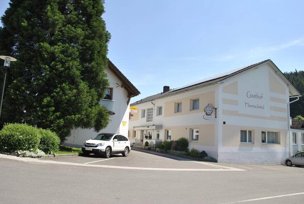 Gasthof Und Pension Haunschmid Hotel Rechberg Exterior foto