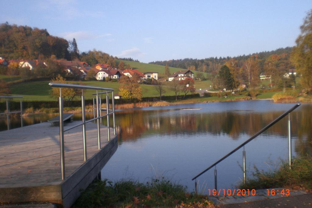 Gasthof Und Pension Haunschmid Hotel Rechberg Exterior foto